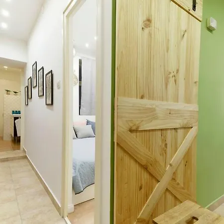 Downtown Island Of Peace By Nw *